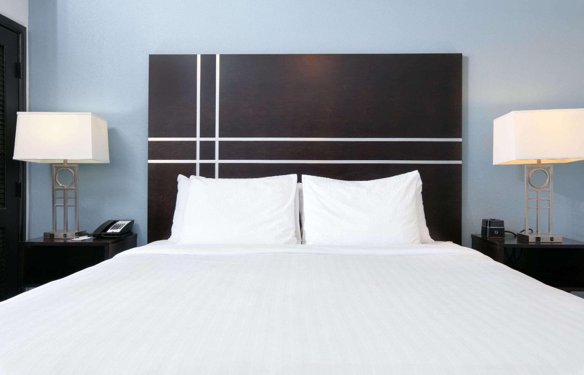 อาร์เบอร์ โฮเทล แอนด์ คอนเฟอเรนซ์ เซนเตอร์, แอสเซนด์ โฮเทล คอลเล็กชั่น Hotel ลับบ็อก ภายนอก รูปภาพ